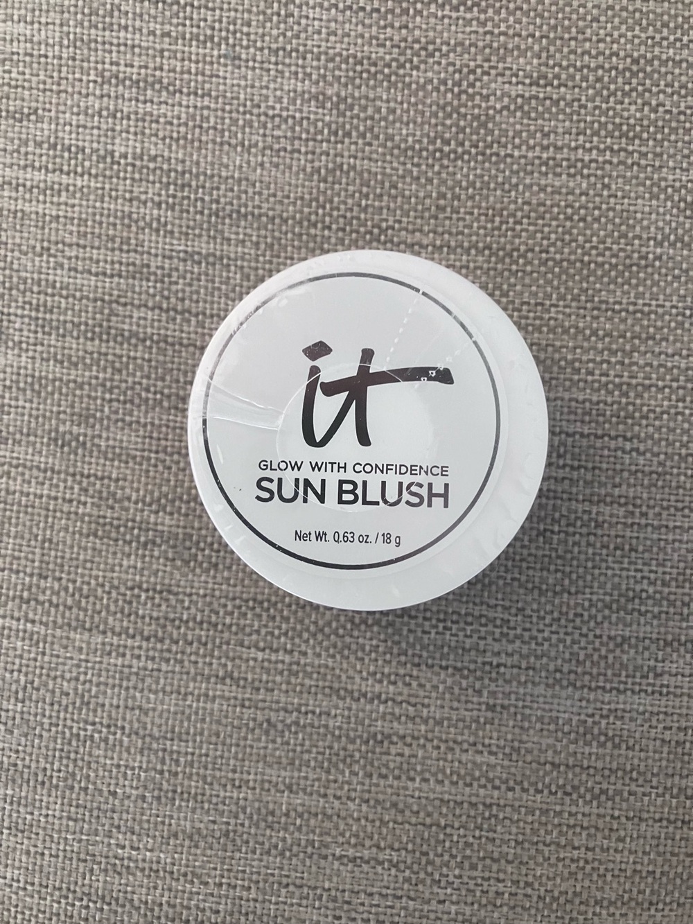 IT Cosmetics Sun Blush in Sunlit 10 (soft pink)